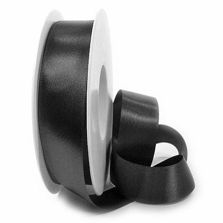 Satinband SINFINITY, schwarz: 25mm breit / 25m-Rolle, mit feiner Webkante.