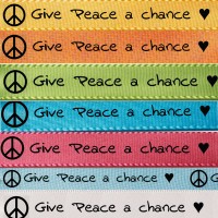 Satinband "Give Peace a chance ♥": 15mm breit / 25m Rolle Satinband "Give Peace a chance ♥": 15mm breit / 25m Rolle