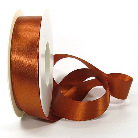 Satinband SINFINITY, mocca: 25mm breit / 25m-Rolle, mit feiner Webkante.